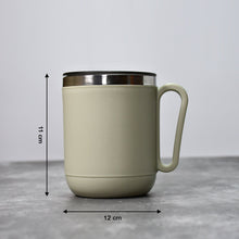 8137 Ganesh Premium Stainless Steel Coffee Mug with heat resistant mug lid. Approx 400Ml mug. 
